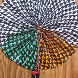 Stylish Houndstooth Patterned Hand Fan